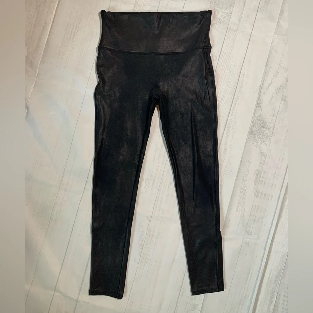Spanx black leggings. Size L.